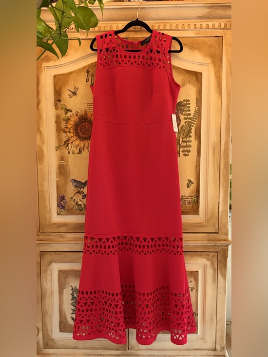 Eloquii Dresses & Skirts - Eloquii Red Sleeveless Laser-Cut Evening Dress
